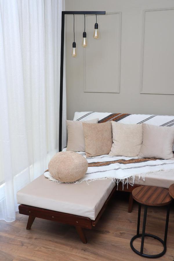 Station Boutique Hotel 久姆里 外观 照片