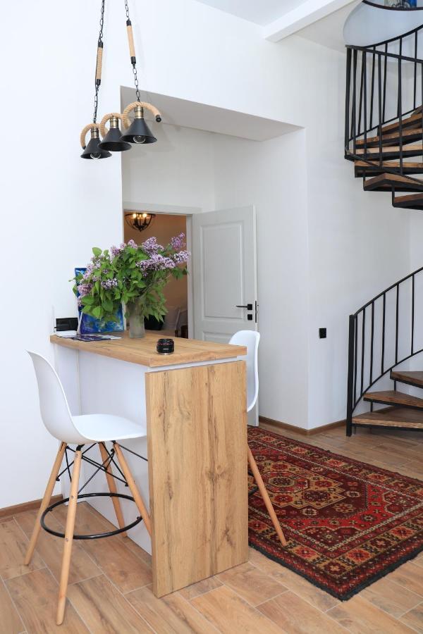 Station Boutique Hotel 久姆里 外观 照片
